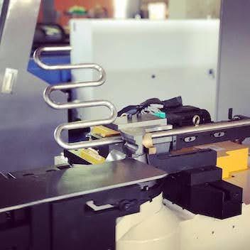 チューブ/ベンダーマシン