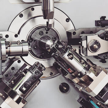 スプリングマシン