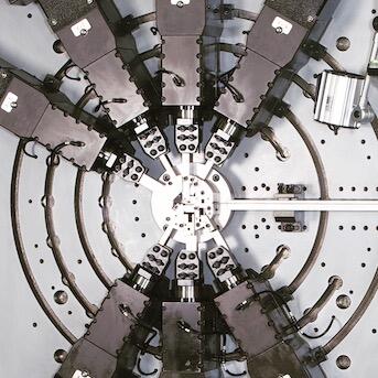 マルチフォーミングマシン